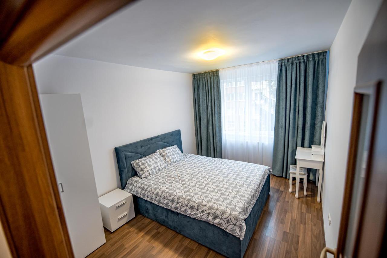 Apartament 3 Camere Royal Brasov Braşov Exterior foto